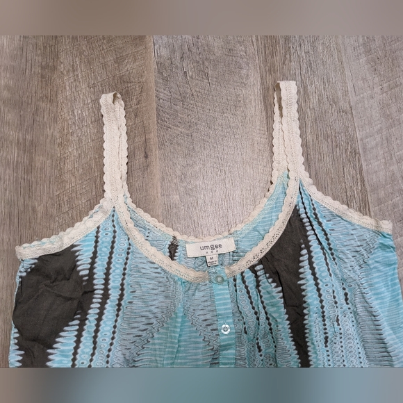 Umgee Turquoise Sleeveless Top Pom pom hemline - Picture 3 of 9